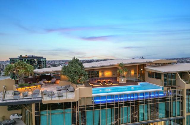 102/25 Shafston Avenue, QLD 4169