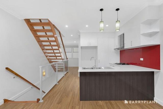 6/11 Riverside Drive, VIC 3752