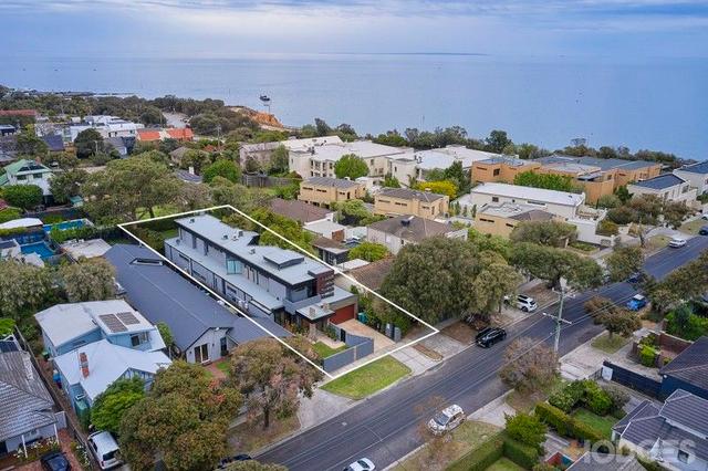 12 Red Bluff Street, VIC 3193