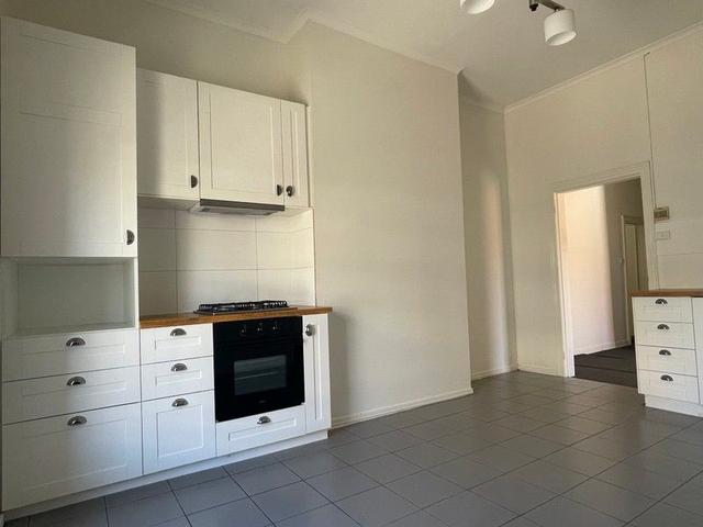 832 Swanston Street, VIC 3053