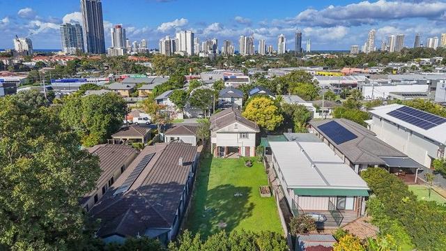 7 Graham Street, QLD 4215