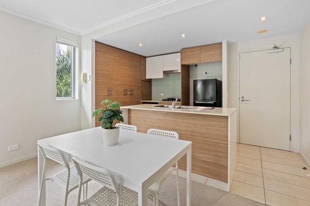 29 Casuarina/154 Musgrave Avenue, QLD 4215