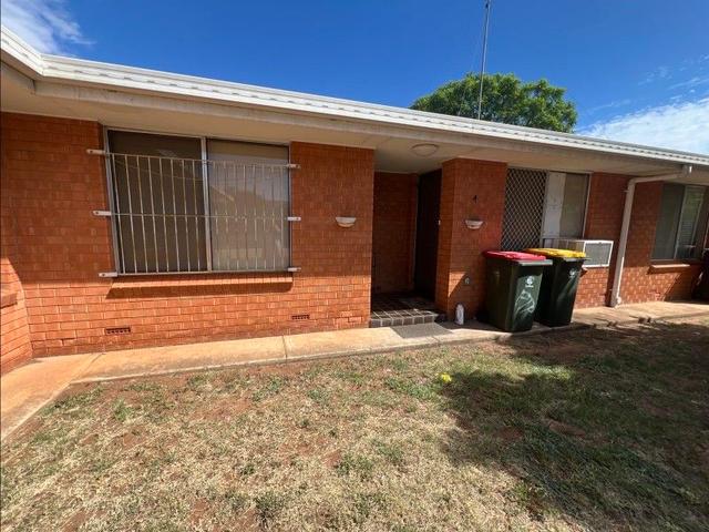 4/26 Elizabeth Street, NSW 2830