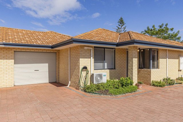 2/75 Ravenswood Drive, WA 6061