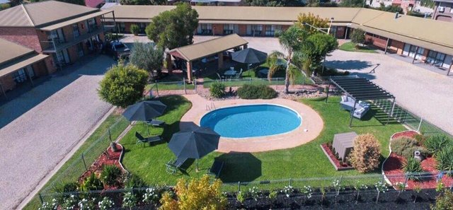 2 Edward Street, NSW 2646