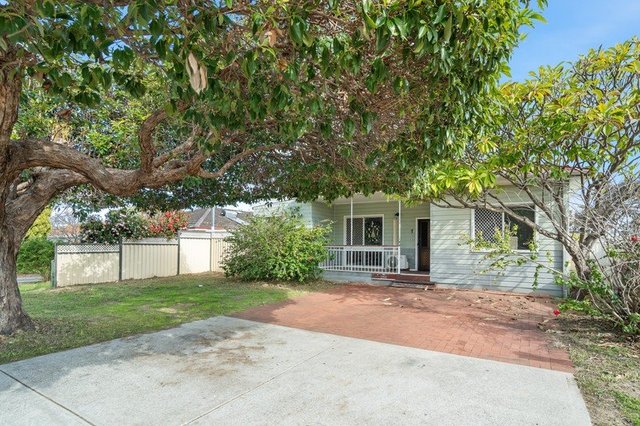288 Robinson Avenue, WA 6105