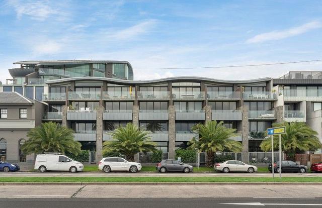 102/49 Beach Street, VIC 3207
