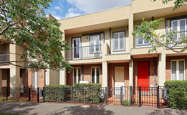 18 Frearson Walk, VIC 3031