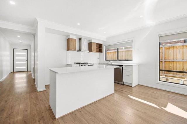 9 Patriot Crescent, VIC 3351