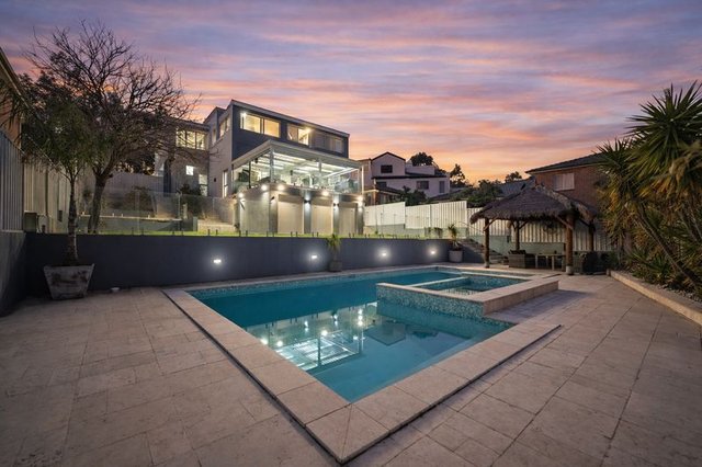 7 Russell Close, NSW 2168