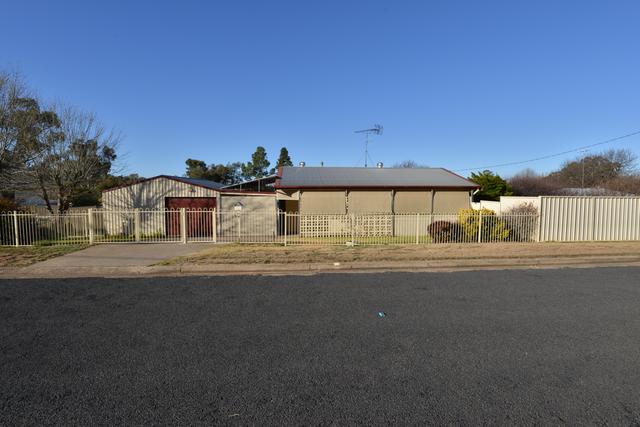 11 Clarke Street, NSW 2357