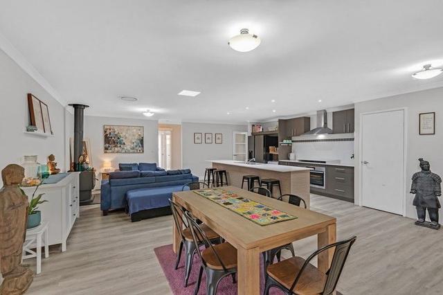 7 Heritage Drive, WA 6280
