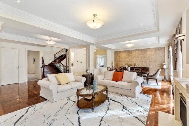 10 Bernborough Avenue, VIC 3103