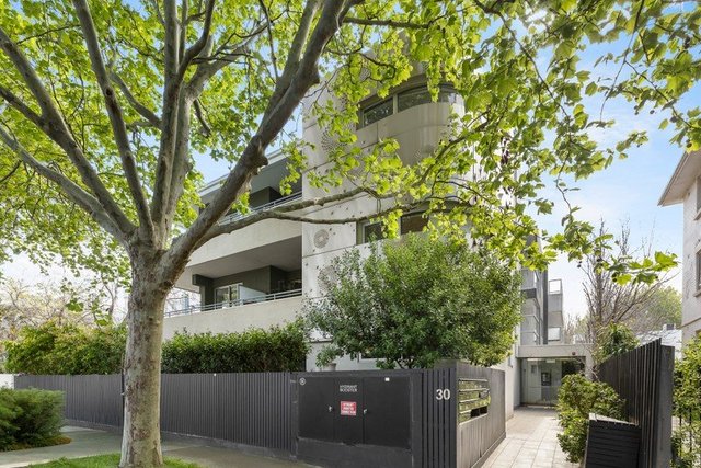 13/30-32 Docker Street, VIC 3184
