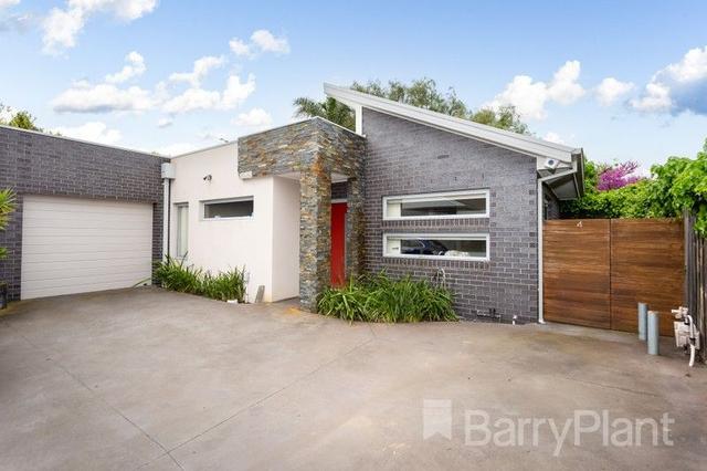 4/4 Grieve Parade, VIC 3018