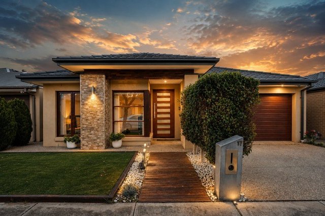 17 Barrangi  Drive, VIC 3029