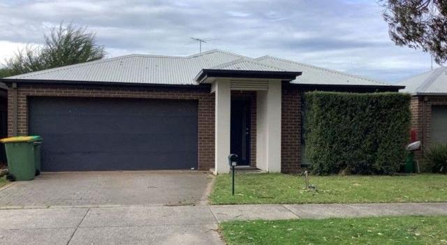 12 Walnut Way, VIC 3810