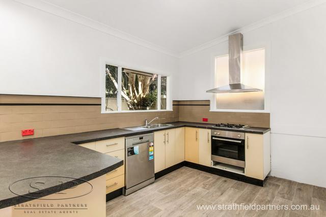 8 Parsons Avenue, NSW 2135