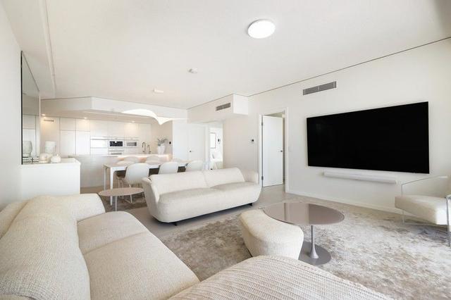 1401/22 Surf  Parade, QLD 4218