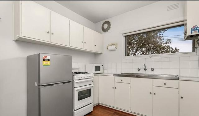 1/17 Glenview Avenue, VIC 3144