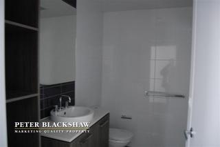 Bathroom (2011-09-20)