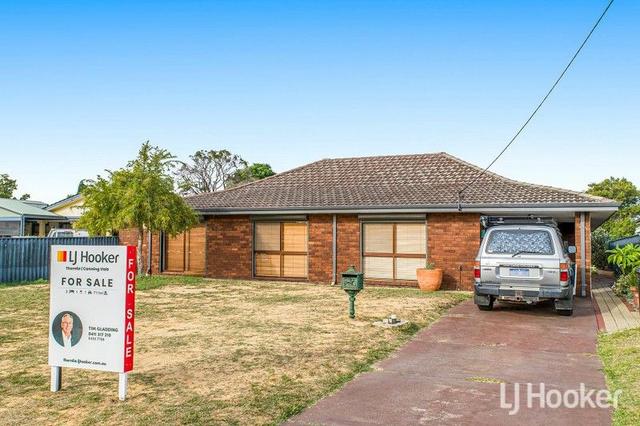 17 Ripplewood Avenue, WA 6108