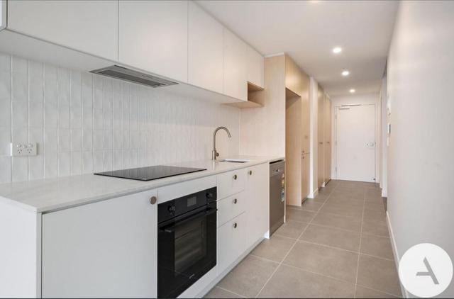 213/220 Melrose Dr, ACT 2606