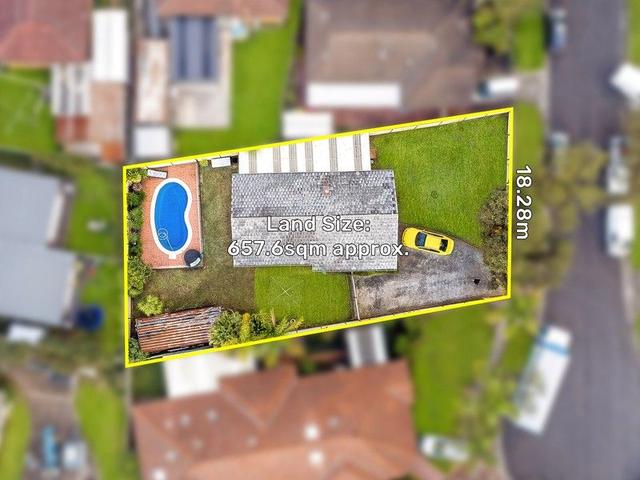 8 Iona Place, NSW 2197