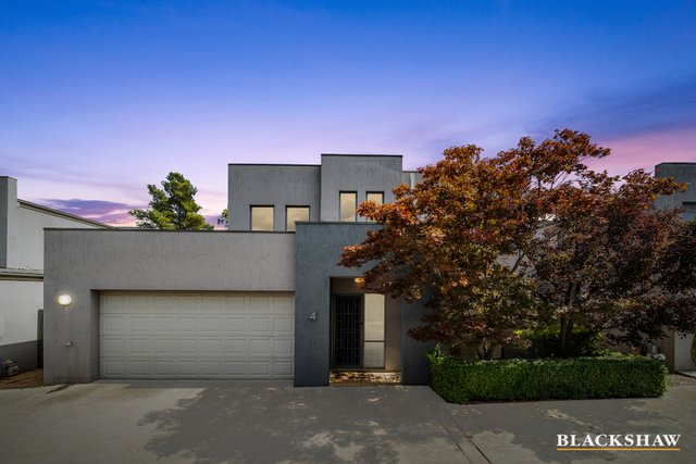 4/15 Ironbark Circuit, NSW 2619