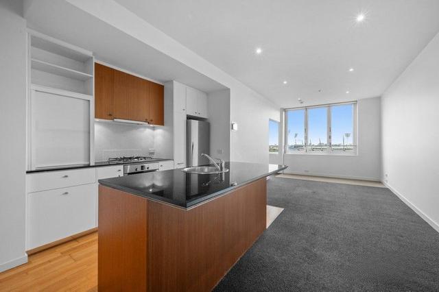 801/166 Wellington Parade, VIC 3002