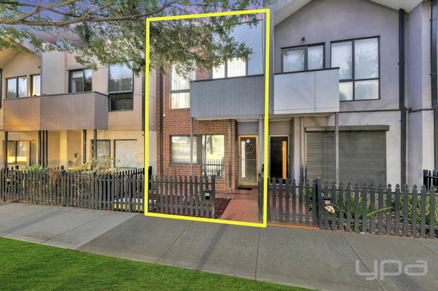 17 Huntington Drive, VIC 3064