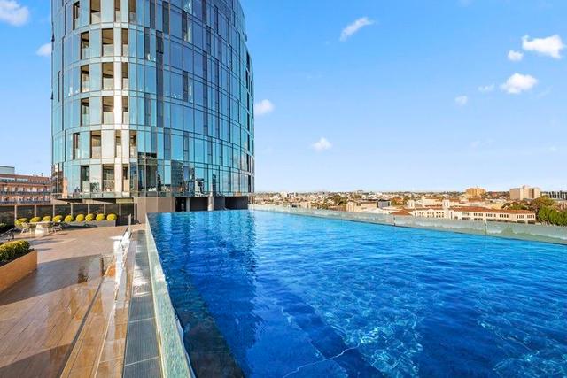 1022/555 St Kilda Road, VIC 3000