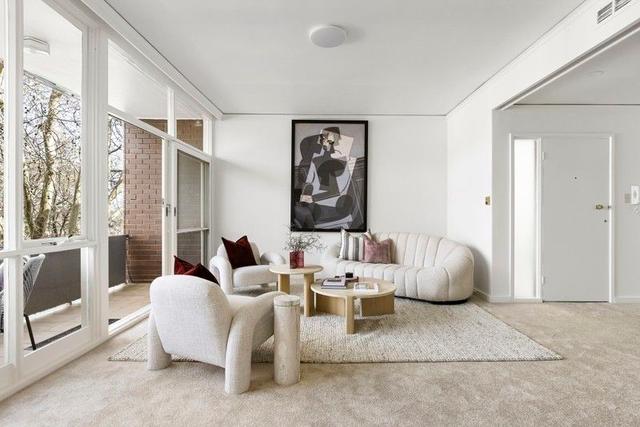 1/7 Struan Street, VIC 3142