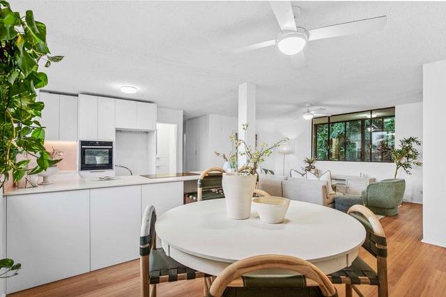 4/10 Riverton Street, QLD 4011