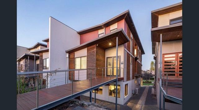 32B/77 Gifford Road, WA 6281
