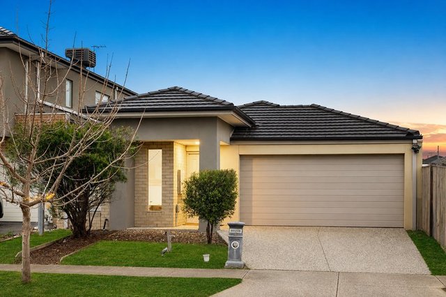4 Living Crescent, VIC 3030