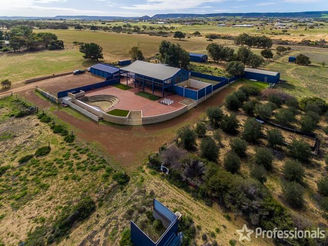 2 Richards Road, WA 6532