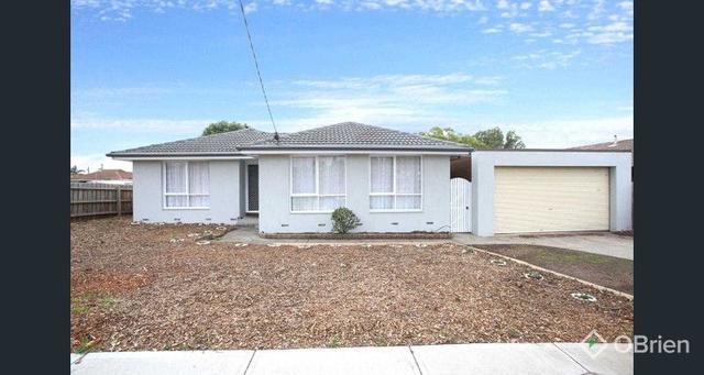 7 Robinson Crescent, VIC 3976