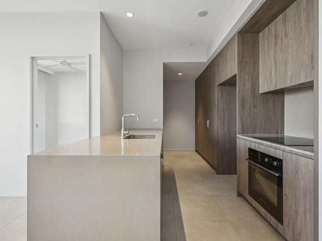 10.04 15-31 Harbour Drive, NSW 2450