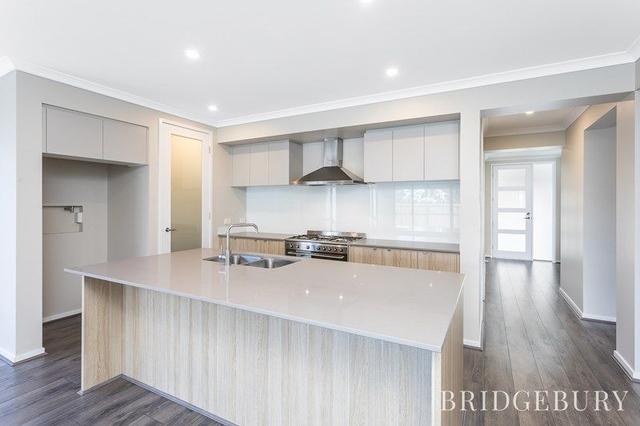 18 Bluegrass Drive, QLD 4504