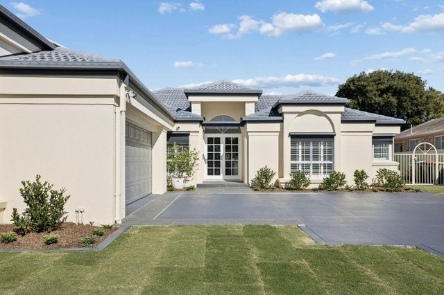 24 Clipper Boulevard, QLD 4226