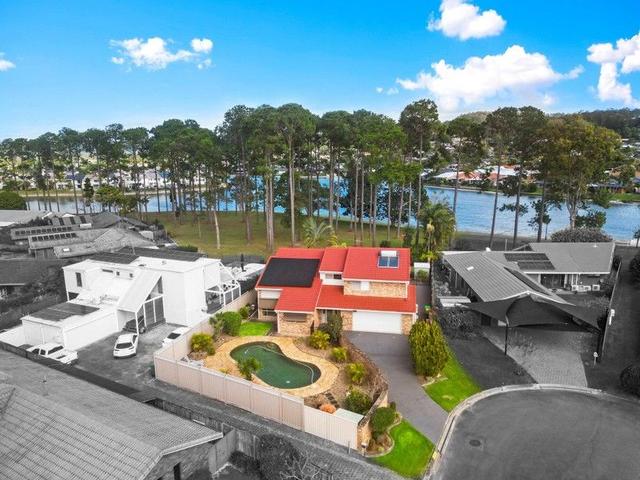 24 Foreshore Close, QLD 4221