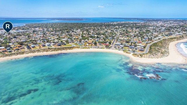 32 Cooranga Road, WA 6210