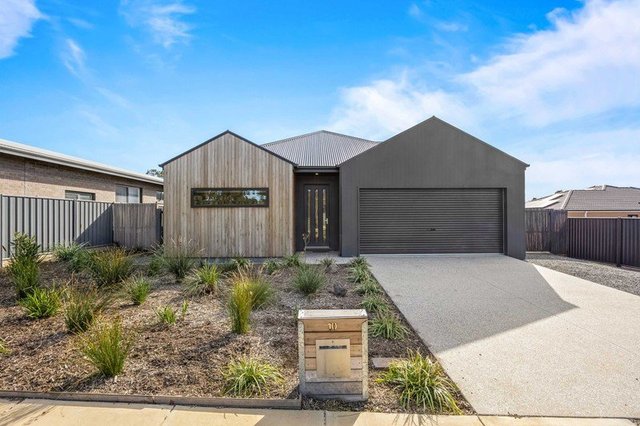 10 Evans Park Drive, VIC 3377
