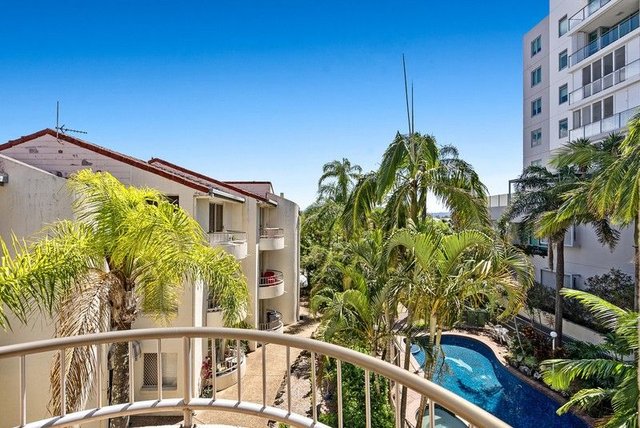 25/1899 Gold Coast Highway, QLD 4220