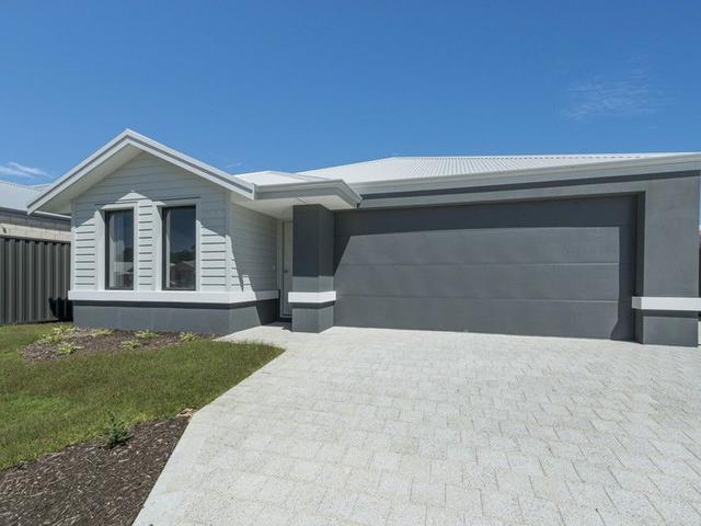 16 Cambered Avenue, WA 6035