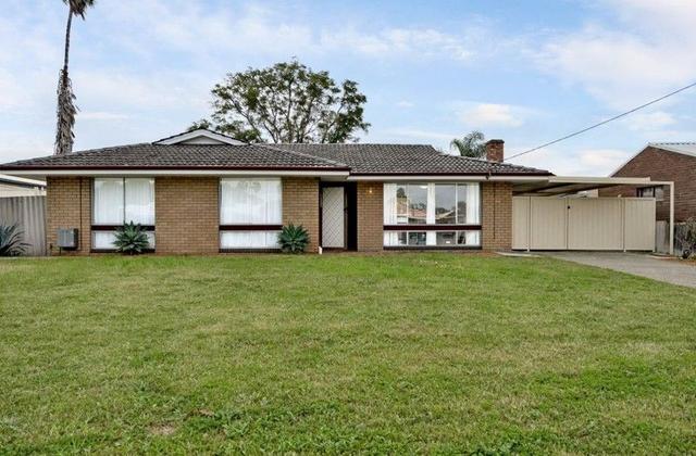 14 Risby St, WA 6110