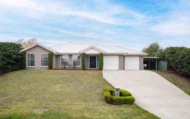 22 Federation Drive, NSW 2795
