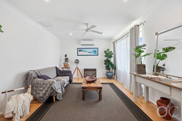 26 Featherstone Drive, SA 5163