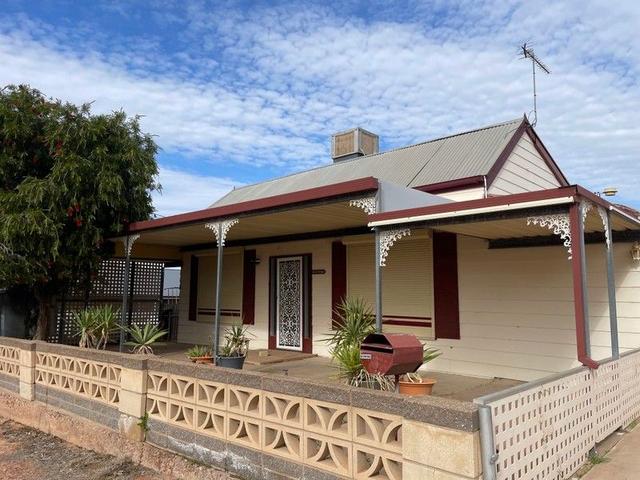 8 Spencer Street, SA 5700